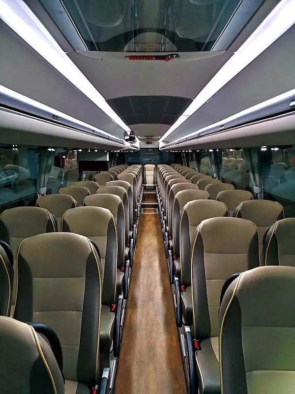 Interior de Autobús Gómez